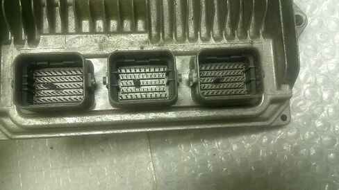 وحدة التحكم في المحرك ECM تناسب 16 CR-V 37820-5LA-B72 378205LAB72 in Kuwait