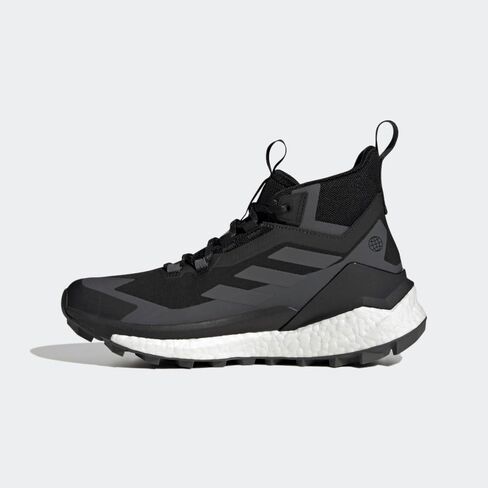 حذاء الجري Ultraboost 21 للسيدات من أديداس in Kuwait