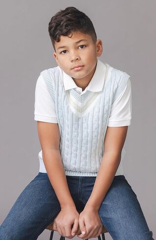 Hope & Henry Boys’ Organic V-Neck Cricket Sweater Vest | 100% GOTS-Certified Organic Cotton | Cable Knit with Contrast Stripe Trim, Blue, 7 in Kuwait