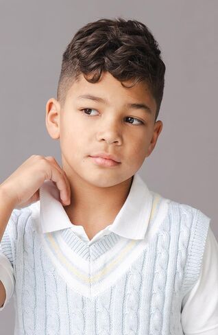 Hope & Henry Boys’ Organic V-Neck Cricket Sweater Vest | 100% GOTS-Certified Organic Cotton | Cable Knit with Contrast Stripe Trim, Blue, 7 in Kuwait