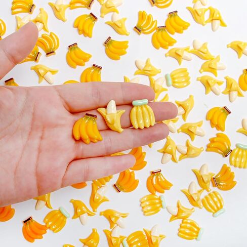 100 قطعة من الموز الاصطناعي المصغر بمقياس 1/12، موزة مقلدة واقعية، موز بلاستيكي، فاكهة صغيرة لتزيين المنزل الصغير والمطبخ والحديقة الخيالية in Kuwait