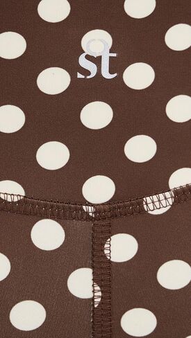 تبختر هذا الشورت النسائي The Sparrow in Kuwait