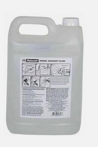 سائل عادم الديزل الأصلي (DEF) PM27JUG- 2.5 جالون × 1 محتويات السيارة الأصلية والمحددة 0EM. مركبات الديزل فقط سيارات بيك اب محلية الصنع 2011+ 6.7 محرك in Kuwait