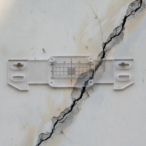 Acrylic Concrete Crack Gauge, 3.9 X 1.2 X 0.4 In Crack Monitor With Millimeter Scale, Corner Alignment, For Building in Saudi Arabia