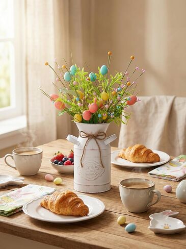 قطع مركزية لعيد الفصح الربيعي للطاولات، ديكور للطاولة مع بيض عيد الفصح والتوت الباستيل، مزهرية معدنية بيضاء عتيقة، قطع مركزية للطاولة الربيعية، 5 قطع ديكورات عيد الفصح داخلية للمكتب المنزلي in Kuwait