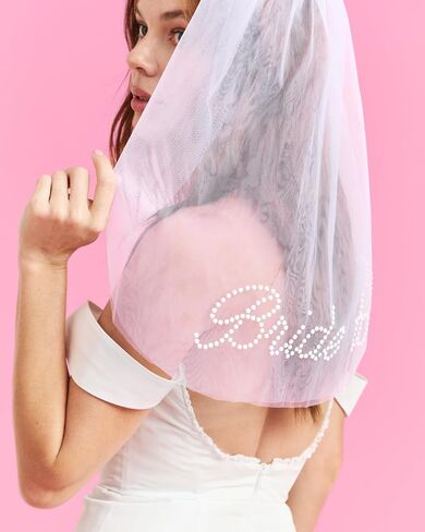 xo, Fetti Bride To Be Pearl Veil | Bachelorette Party, Bridal Shower, White Tulle, Engagement, Bach Party Headwear, Wedding Accessory in Saudi Arabia
