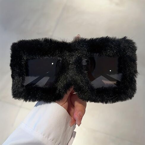 1pc women's large glasses, wide frame (6.5 inches), lightweight PC frame and lenses, party clothing, daily glasses in Saudi Arabia