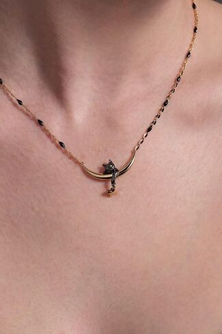 قلادة مضمنة على شكل قطة سماوية من Alex and Ani - مجوهرات سماوية مع قطة سوداء على هلال ذهبي، لونين، خالية من النيكل، قلادة قمر أنيقة للنساء in Kuwait