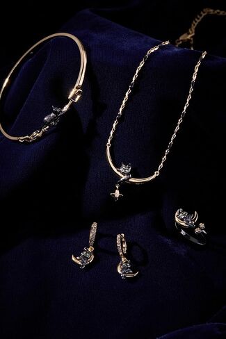 قلادة مضمنة على شكل قطة سماوية من Alex and Ani - مجوهرات سماوية مع قطة سوداء على هلال ذهبي، لونين، خالية من النيكل، قلادة قمر أنيقة للنساء in Kuwait