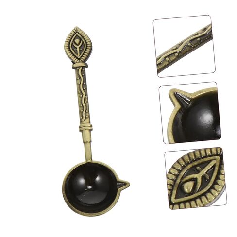 HOMSFOU Retro Metal Wax Sealing Spoon for Stamp Melting Thick Copper Head with Clear Pattern Unique Vintage Design for Envelope Sealing and Creative Home Decoration in Saudi Arabia
