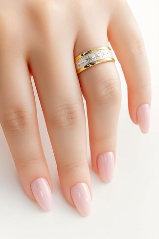 Sterling Silver Two-Tone wedding Band Ring, Gold and Silver Diamond-Cut Pattern, made 925 Silver and 18k plated on the borders in Saudi Arabia