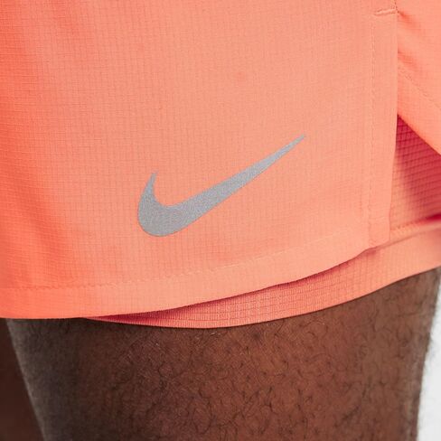 شورت الجري Nike Stride للرجال Dri-FIT 7 بوصات 2 في 1 (مانجو وايلد فاتح/مرجاني عتيق/أسود، DM4759-643) in Kuwait