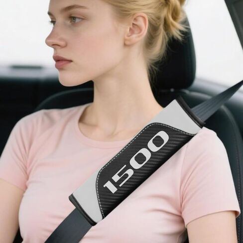 قطعتان من وسائد حزام الأمان الجلدية المصنوعة من ألياف الكربون وسادة الكتف الناعمة لسيارة Camaro RS Equinox Malibu Traverse Blazer Cruze Trailblazer Trax Sonic Spark Accessories، وسادات حزام مقعد السيارة، وسادة غطاء حزام الأمان in Kuwait