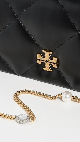 محفظة نسائية من Tory Burch Kira Diamond Quilt Charm Chain in Saudi Arabia