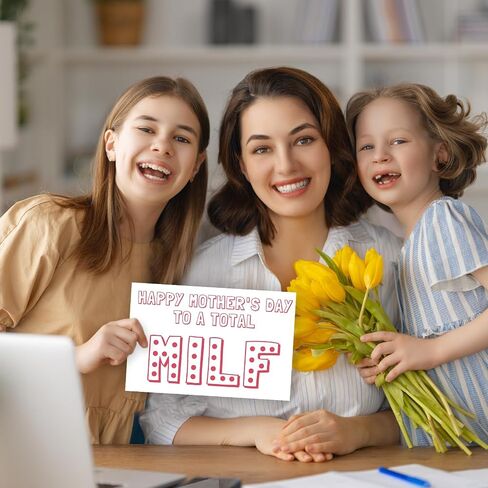 Funny Trump Mother's Day Card, Humorous Birthday Card for Mom Women, Humor Mother's Birthday Card Gifts for Mother, You're a Great Mom in Saudi Arabia