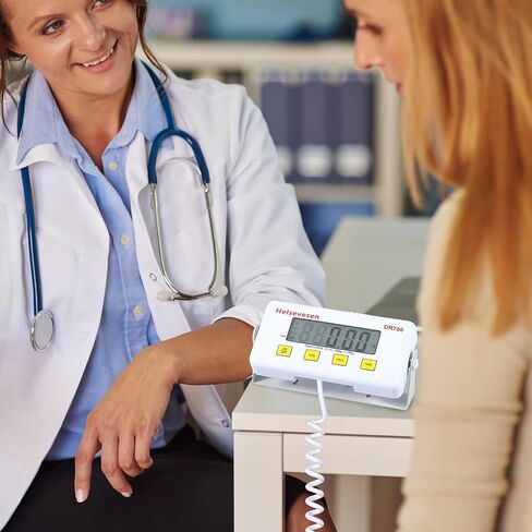Helsevesen Large Platform Bariatric Scale, 17.75 in/40 cm -700 lb Capacity, Professional Physician Scale W/Remote Display, Wrestling Scale, Fitness & Athletic Scales in Saudi Arabia