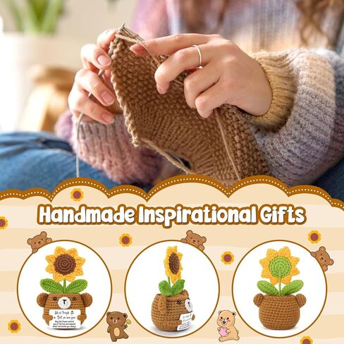 GevGuxLuo Mini Positive Sunflower Bear كروشيه زهور مع بطاقة أنت مدهش، ملهمة مصنوعة يدويًا لعيد الأم تقديرًا لعيد الميلاد، هدية شكر للنساء والرجال والمعلمين والممرضات وزملاء العمل in Kuwait