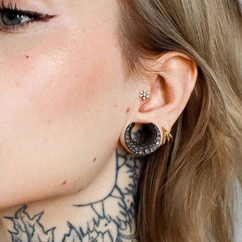 LADEMAYH 2Pcs Hypoallergenic Crescent Ear Gauges Plugs Tunnels, Hammered Meteor Crater Design Gauges for Ears, 0g-1inch 316L Surgical Stainless Steel Ear Stretcher Body Jewelry for Women & Men in Kuwait