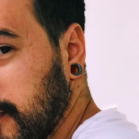 LADEMAYH 2Pcs Hypoallergenic Crescent Ear Gauges Plugs Tunnels, Hammered Meteor Crater Design Gauges for Ears, 0g-1inch 316L Surgical Stainless Steel Ear Stretcher Body Jewelry for Women & Men in Kuwait