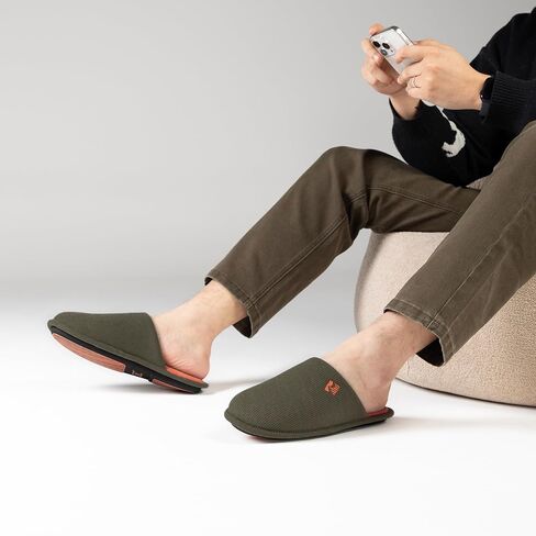 RockDove Mens Two Tone Memory Foam Scuff Slippers Lightweight Breathable Non Slip Indoor Outdoor Gift Ready in Kuwait