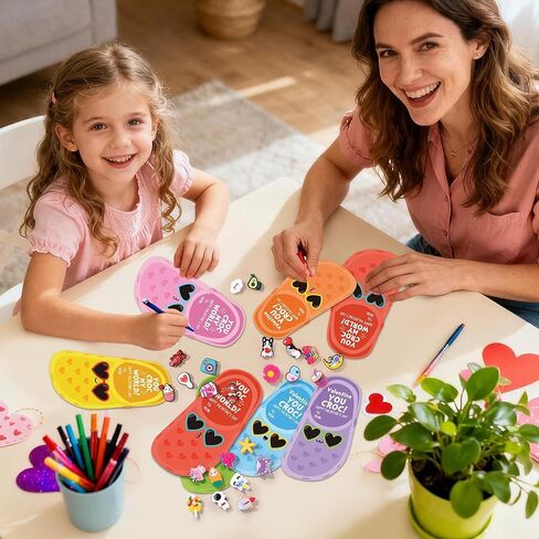 مجموعة بطاقات ساحرة لأحذية عيد الحب، بطاقات ملونة ساحرة للأحذية للأطفال الأولاد والبنات، تبادل هدايا عيد الحب في الفصول المدرسية للطلاب، هدايا مضحكة لحفلات أعياد الميلاد in Kuwait