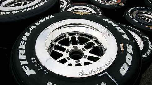 Firestone Destination LE2 Highway Terrain SUV Tire P245/60R18 104 H in Saudi Arabia