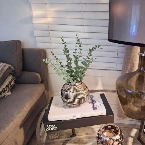 10 قطع من سيقان الأوكالبتوس الاصطناعية وأوراق الأوكالبتوس الصناعية وفروع النباتات الخضراء المزيفة وزهور وهمية لحفلات الزفاف المركزية وعيد الفصح وديكور المنزل في المزرعة in Kuwait