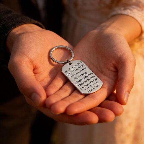 هدايا الذكرى السنوية وأعياد الميلاد لها - الزوج والزوجة الصديقة، هدايا للنساء والرجال، سلسلة مفاتيح رومانسية in Kuwait