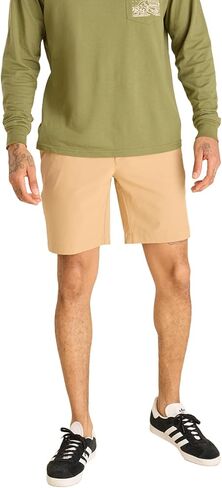 شورت Chubbies Everywear للرجال - شورت رجالي كاجوال 8 بوصات، خصر مرن، مقاوم للماء، جيب بسحاب in Kuwait