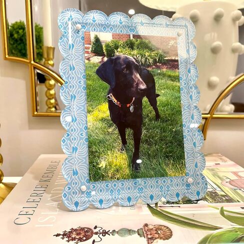 Scalloped Magnetic Acrylic Picture Frame, Geometric Blue and White, 5x7, Grandmillennial Geometric Art Pattern, Holds Vertical or Horizontal Photos in Kuwait