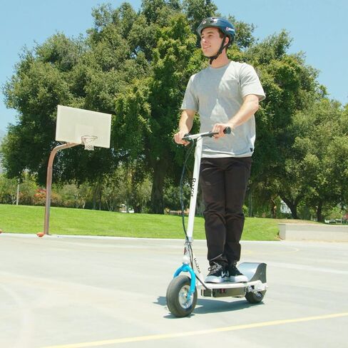 رازور سكوتر كهربائي E300 - اطارات مملوءة بالهواء مقاس 9 انش، حتى 15 ميل في الساعة ونطاق 10 اميال، ابيض/ازرق in Kuwait