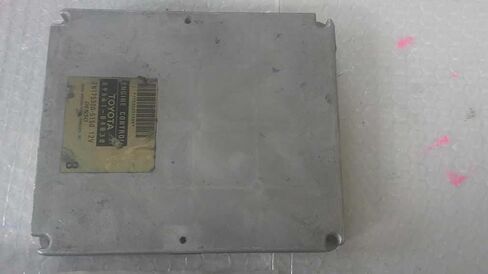 وحدة التحكم ECM للمحرك تناسب 03-04 متوافقة مع Toyota Tacoma 89661-04B30 8966104B30 in Kuwait