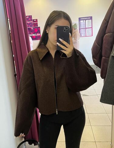 جاكيت نسائي من الصوف المقصوص للشتاء الدافئ جاكيت منفوخ من الصوف بسحاب معاطف قصيرة مع جيوب (بني-S) in Kuwait