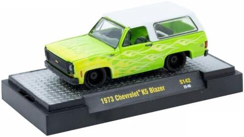 M2 Machines AutoThentics – 1973 تشيفي K5 بليزر – مقياس 1:64 – 32500-S142 25-66 in Kuwait