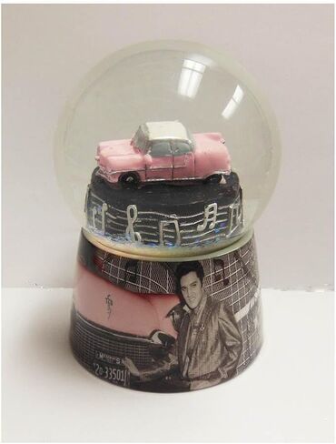 تتميز Elvis Presley Snowglobe بالعلبة الوردية المميزة - منتجات منتصف الجنوب in Saudi Arabia