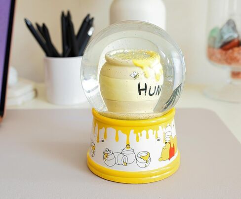 كرة ثلجية للبالغين من ديزني ويني ذا بوه هاني مع قطعة عرض لامعة دوارة | 6 بوصات طويل القامة in Kuwait