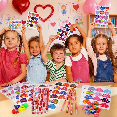 مجموعة قرطاسية لأقلام عيد الحب للأطفال، 12 قلم رصاص، 12 ممحاة قلب، 4 مبراة أقلام ملونة، و192 ملصق قلب عيد الحب - تبادل هدايا عيد الحب in Kuwait