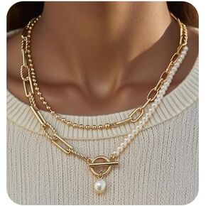 قلادة سلسلة من اللؤلؤ للنساء، قلادة بمشبك تبديل من اللؤلؤ المطلي بالذهب عيار 14 قيراط، قلادة عصرية أنيقة ذات طبقات ومجوهرات مكتنزة هدية عصرية للنساء in Kuwait