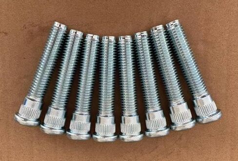 8 قطعة M14 * 2.0 ترصيع العجلات المسننة 610-424 15.8 مللي متر Knurl 75.4 مللي متر طول بديل لـ 2000-2005 Ford Excursion Rear؛ 1999-2004 فورد F250 F-350 F-450 F-550 سوبر ديوتي in Saudi Arabia