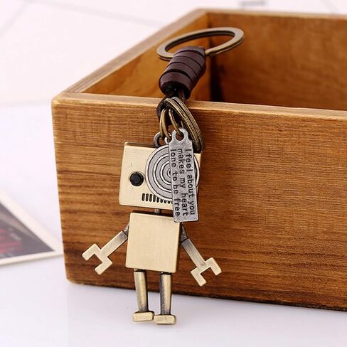 vintage robot keychain, Metal Pendant Punk cool unique keychains Bag Charm for Graduation Party in Saudi Arabia