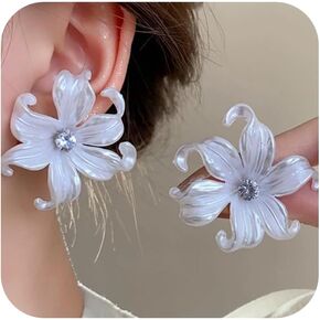 White Flower Earrings for Women Pearl Shell Pressed Flower Drop Earrings Trendy Long Flower Tassel Earrings for Teen Girls Bride Wedding Jewelry Gift