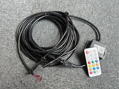 صندوق تحكم بلوتوث ملون مكون من 2 مجموعة أسلاك مقابس، موصل 3 دبابيس، جهاز تحكم عن بعد، مناسب للضوء السوط/ضوء الصخور/شرائط LED/أضواء تحت الوهج in Kuwait