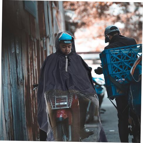 Totority 1pc Hooded Raincoat for Seniors Lightweight Folding Poncho for Electric Scooter Windproof Rain Cover Deep Emergency Rain Gear for Adults in Saudi Arabia