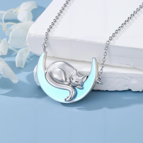 Natural Moonstone Moon Cat Necklace for Women 925 Sterling Silver Moon Cat Pendant Holiday Commemorative Gifts in Saudi Arabia