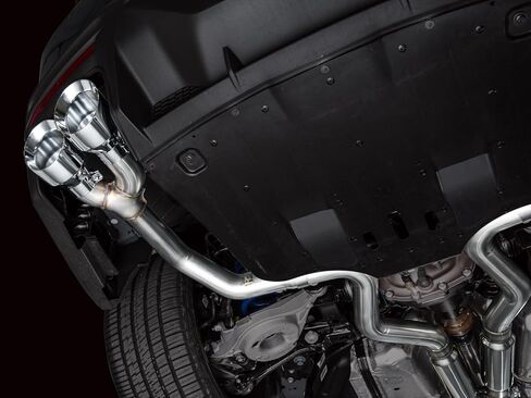 جناح العادم فورد موستانج دارك هورس S650 من AWE in Saudi Arabia