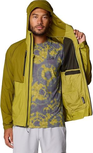 Mountain Hardwear Men's Kor Airshell Hybrid in Vetiver / Moon Moss in Saudi Arabia