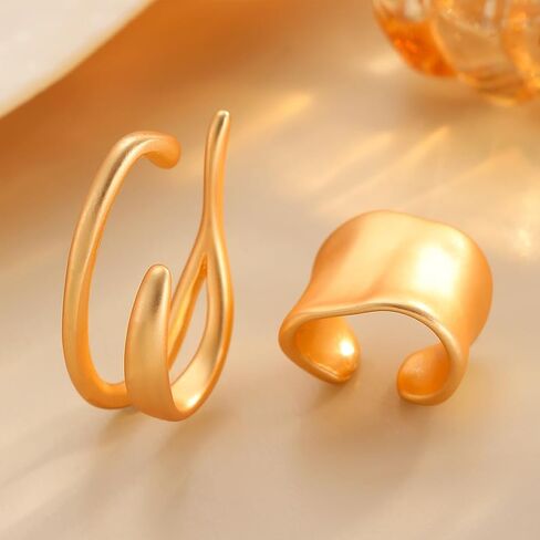 2 قطعة أقراط أذن ذهبية مكتنزة للنساء، أقراط بسيطة غير ثقب الغضروف، مجوهرات يومية هندسية عصرية in Kuwait