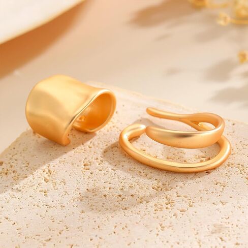 2 قطعة أقراط أذن ذهبية مكتنزة للنساء، أقراط بسيطة غير ثقب الغضروف، مجوهرات يومية هندسية عصرية in Kuwait