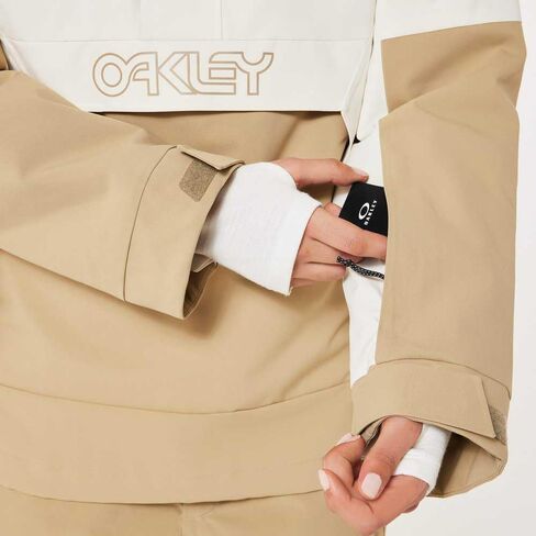 أنوراك معزول TBT للنساء من Oakley، رذاذ/بيبل، مقاس كبير in Saudi Arabia