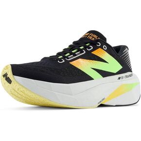 نيو بالانس للرجال FuelCell Supercomp Trainer V3 in Kuwait